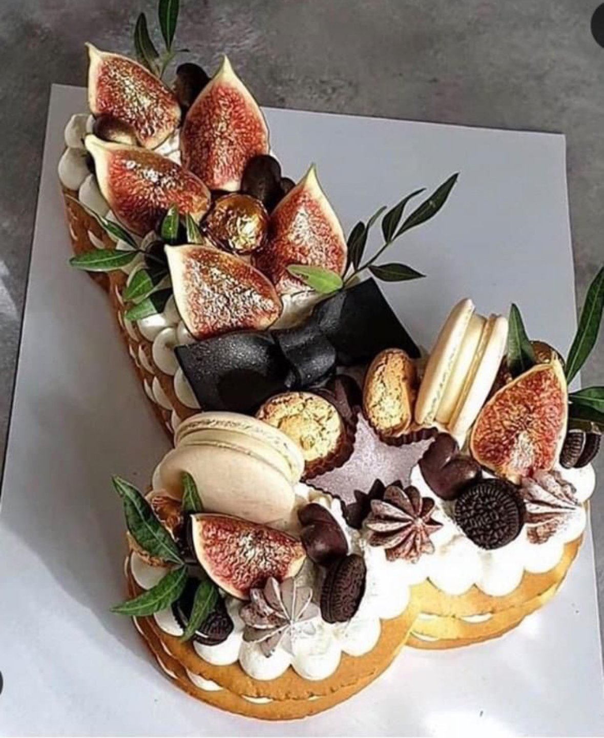 The Classy Penis Cake Tutorial